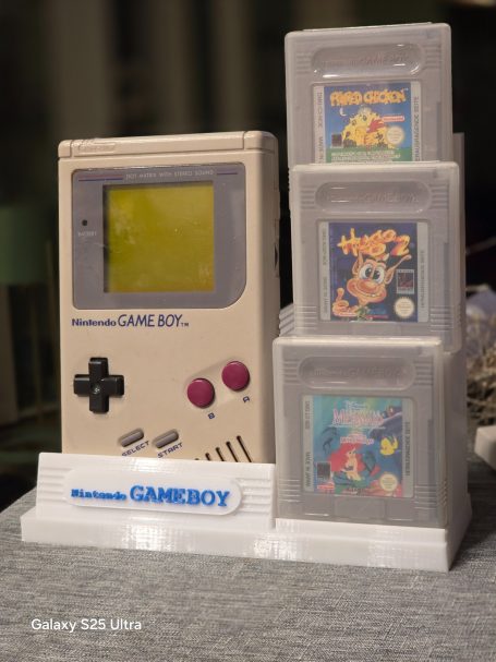 Halterung Gameboy für Vitrine (ohne Deko)